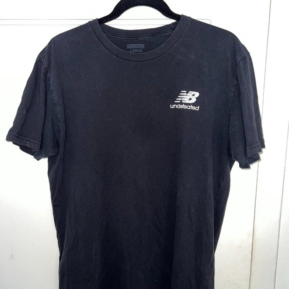 Undefeated x New Balance Collab T-Shirt - Picture 2 of 3